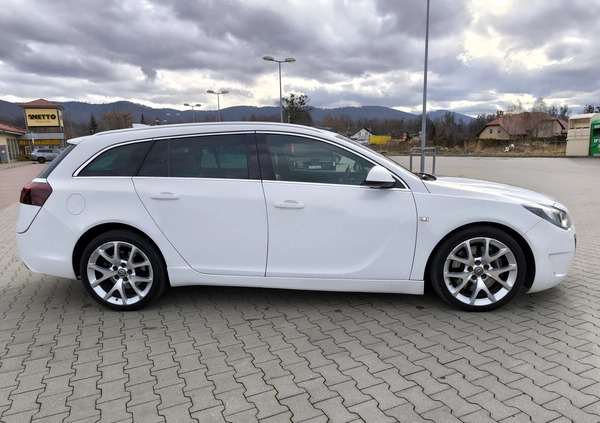 Opel Insignia cena 54000 przebieg: 188000, rok produkcji 2017 z Biała małe 407